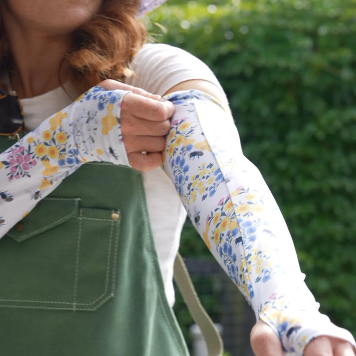 Protection Sleeves - Save the Bees - Cream